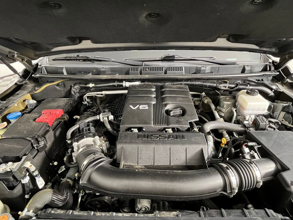 Used 2023 Nissan Frontier SV image 15