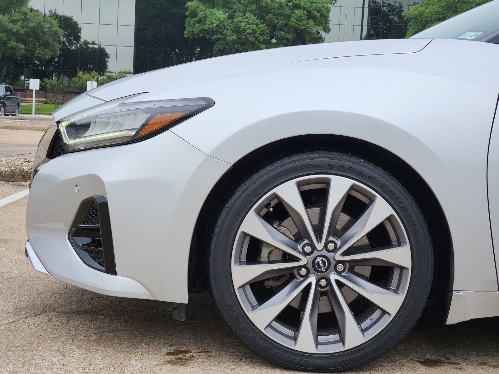 Used 2023 Nissan Maxima Platinum w/ Sport Mat Group FWD image 8