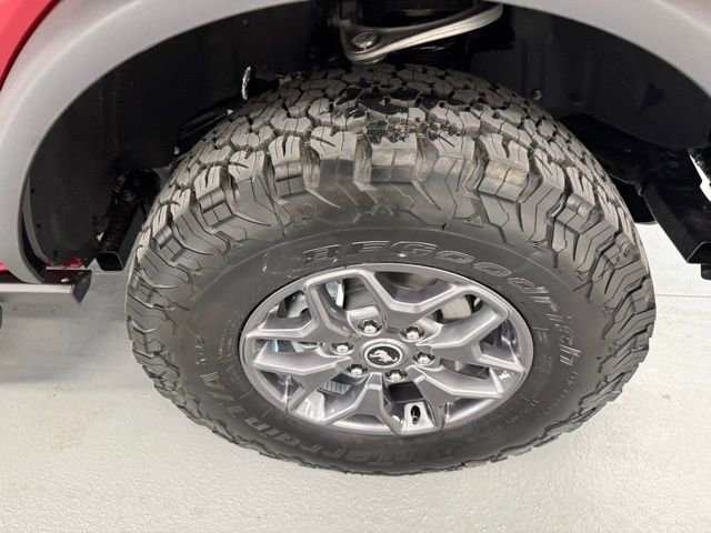 New 2025 Ford Bronco Badlands image 5