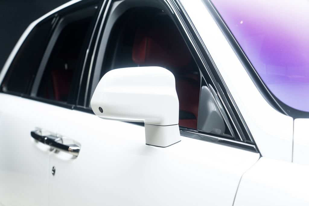 Used 2022 Rolls-Royce Cullinan AWD/4WD image 15