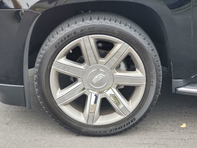 Used 2016 Cadillac Escalade Luxury image 10