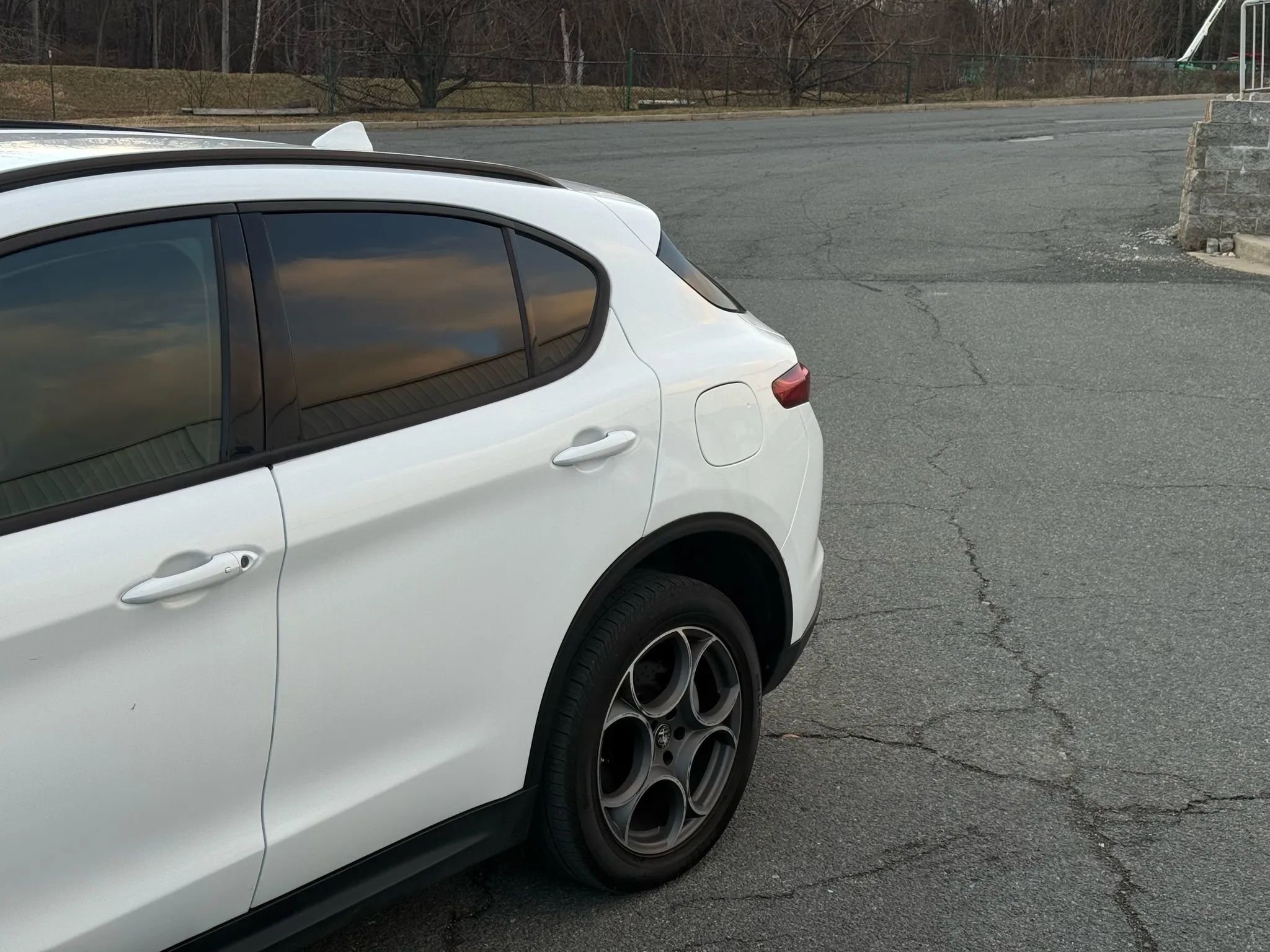 Used 2022 Alfa Romeo Stelvio Sprint image 4