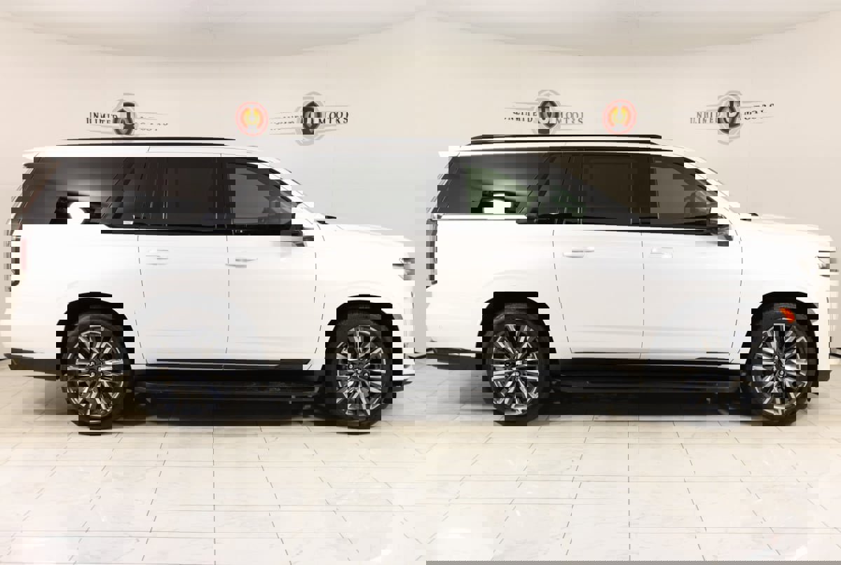 Used 2022 Cadillac Escalade ESV Sport Platinum w/ Heavy-Duty Trailer Package image 2