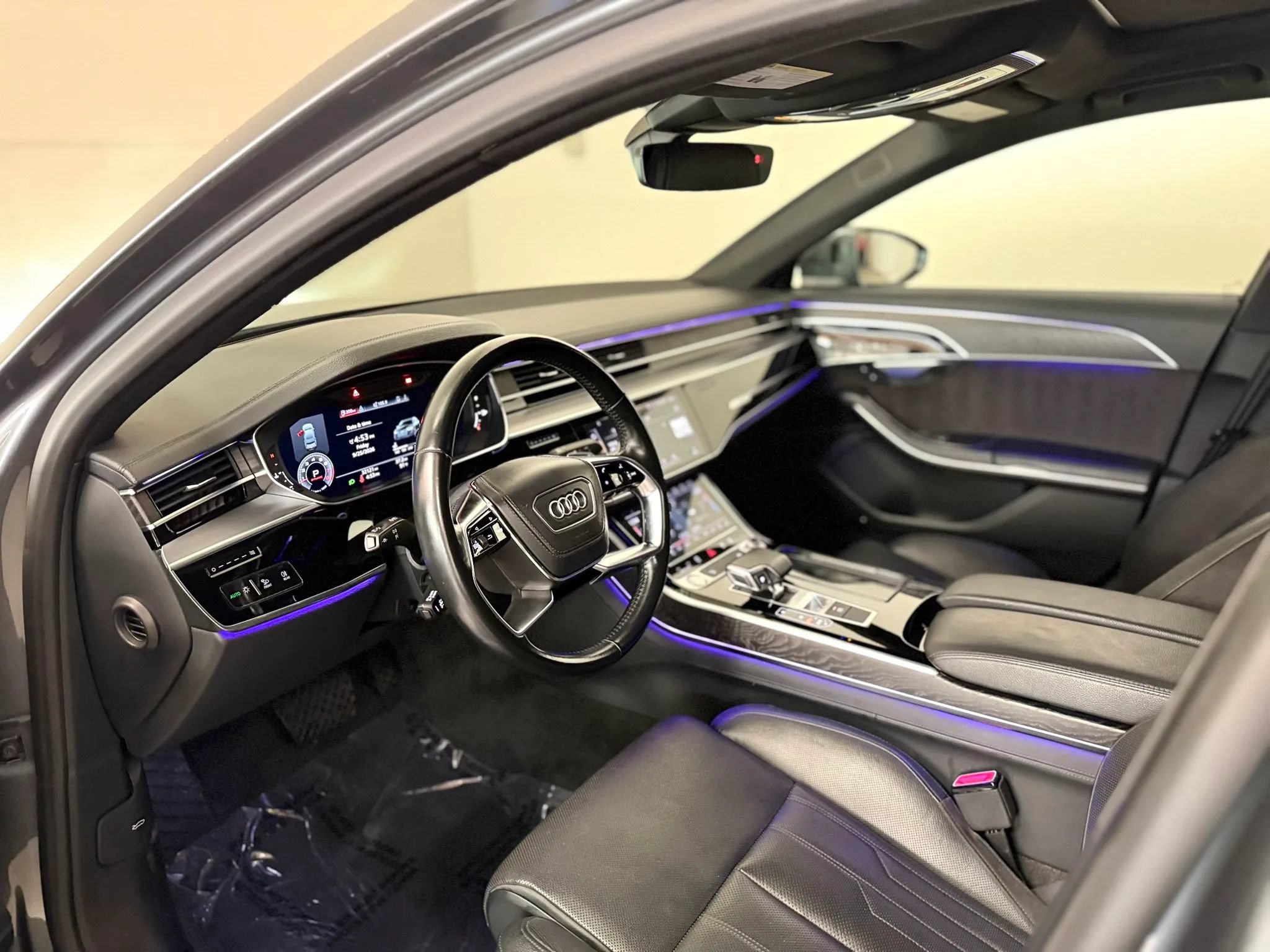 Used 2020 Audi A8 L 4.0T w/ Executive Package AWD/4WD image 14