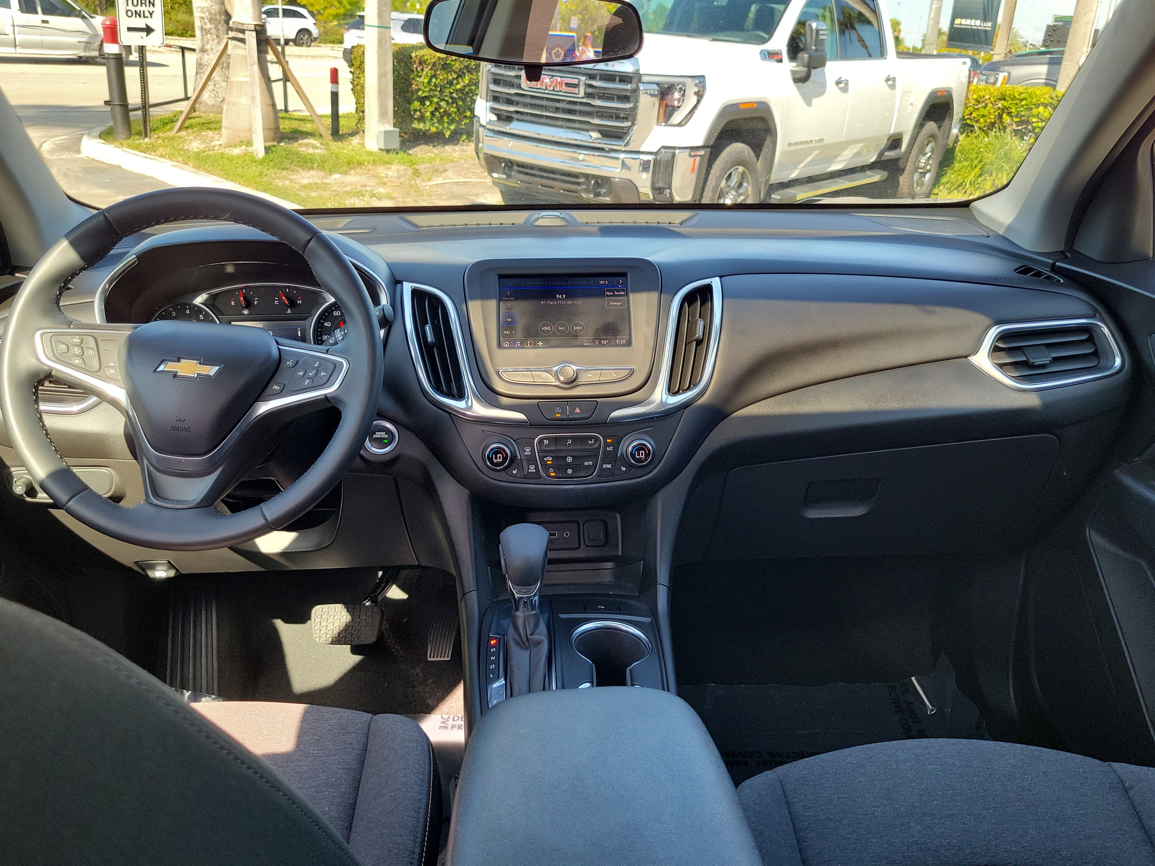 Used 2023 Chevrolet Equinox LT FWD image 19