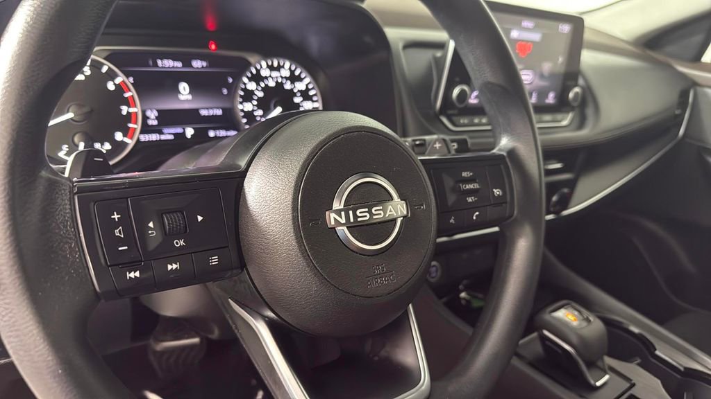 Used 2023 Nissan Rogue S image 23
