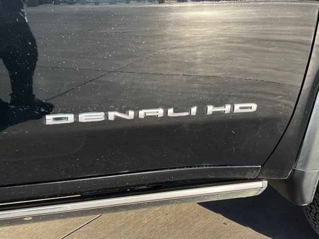 Used 2024 GMC Sierra 2500 Denali Ultimate w/ Max Trailering Package image 12