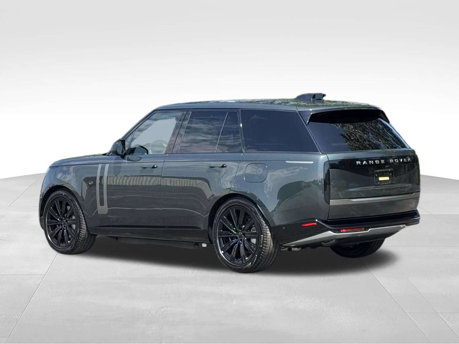 New 2026 Land Rover Range Rover SE AWD/4WD image 3