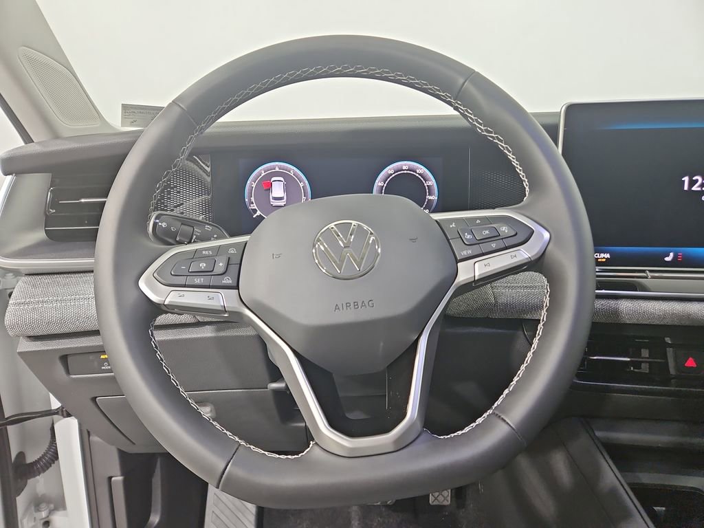 New 2026 Volkswagen Tiguan S image 14