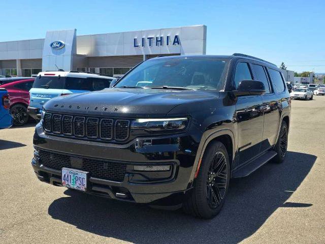Used 2024 Jeep Wagoneer L Series II w/ Convenience Group I image 1