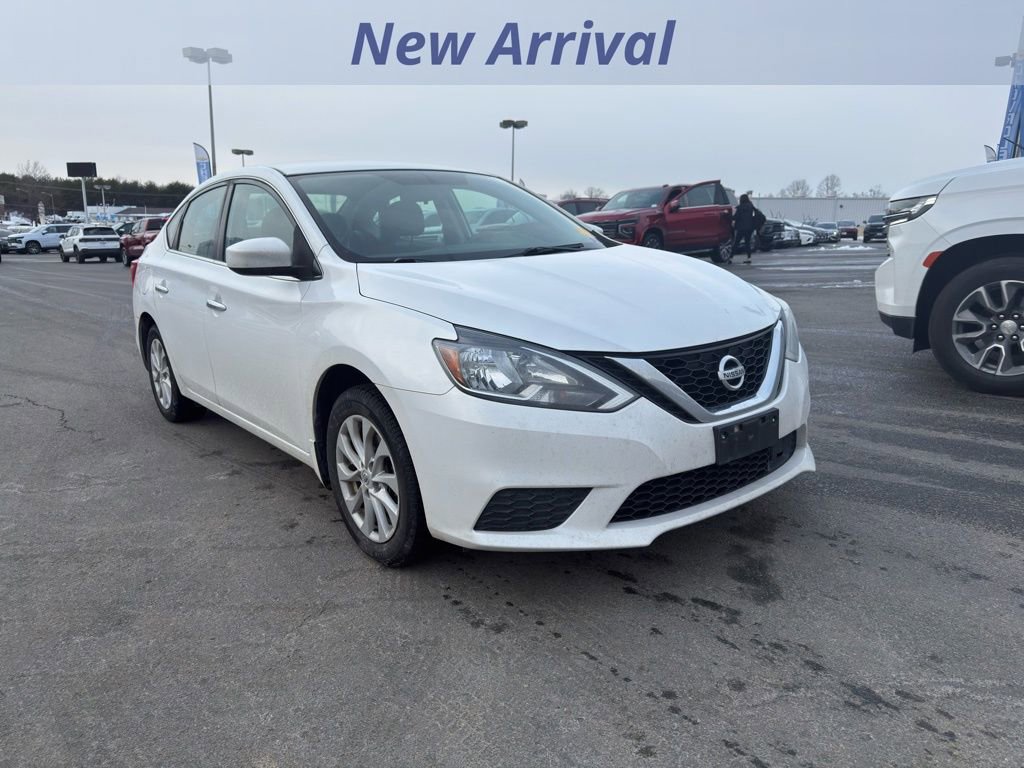 Used 2019 Nissan Sentra SV image 2