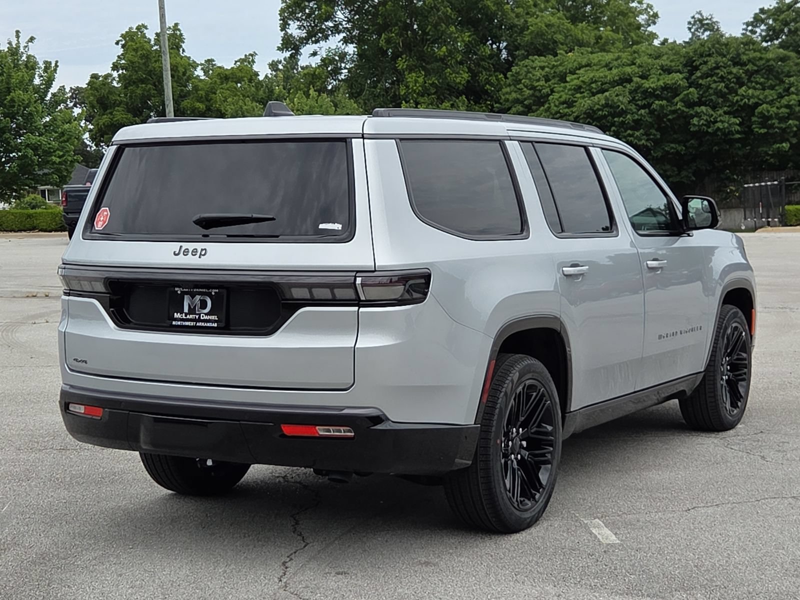 New 2026 Jeep Grand Wagoneer Limited AWD/4WD image 5