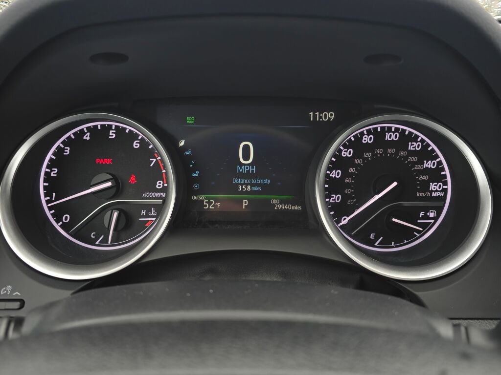 Used 2024 Toyota Camry XLE FWD image 26