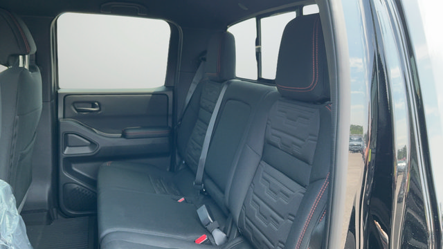 New 2026 Nissan Frontier PRO-4X w/ Pro-4x Convenience Package AWD/4WD image 17