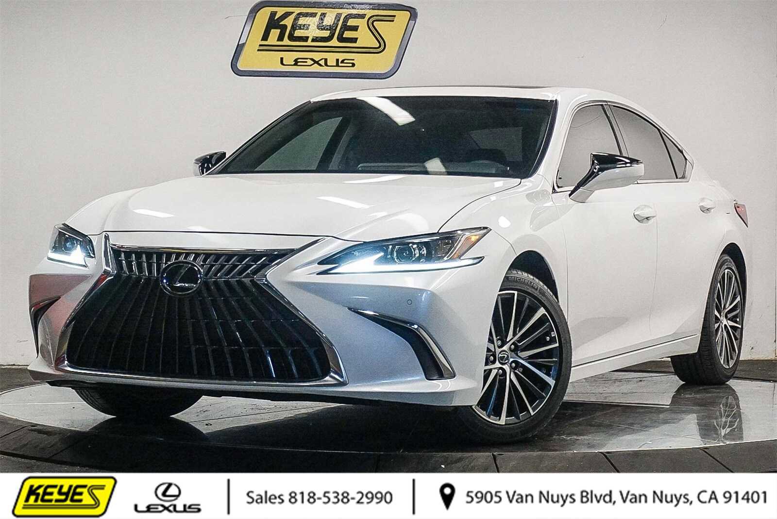 Used 2024 Lexus ES 300h w/ Premium Package