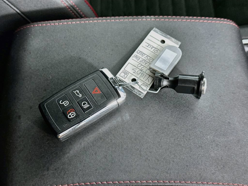 Used 2020 Land Rover Discovery Sport S R-Dynamic AWD/4WD image 34