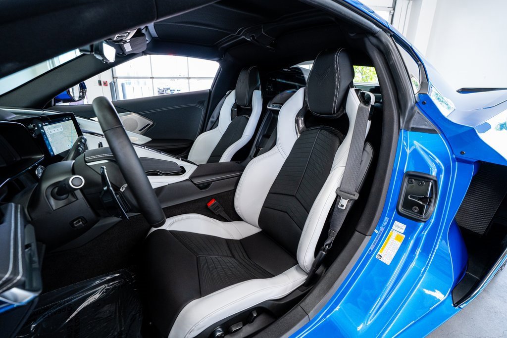 Used 2025 Chevrolet Corvette Z06 w/ Battery Protection Package image 38