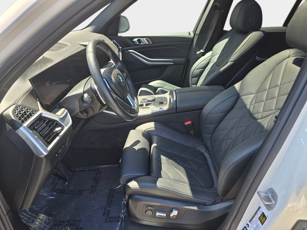 Used 2025 BMW X5 xDrive40i AWD/4WD image 18