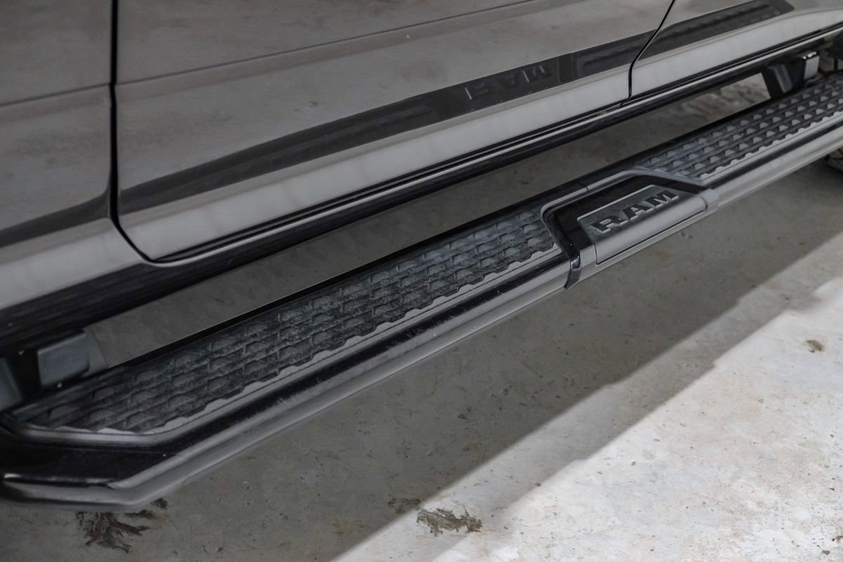 Used 2020 RAM 3500 Laramie w/ Night Edition image 54