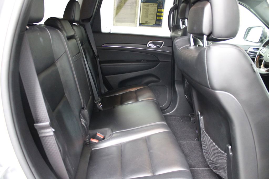 Used 2021 Jeep Grand Cherokee Limited image 29