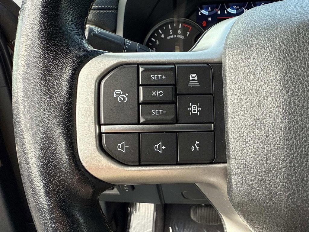 Used 2023 Ford Expedition Limited image 37