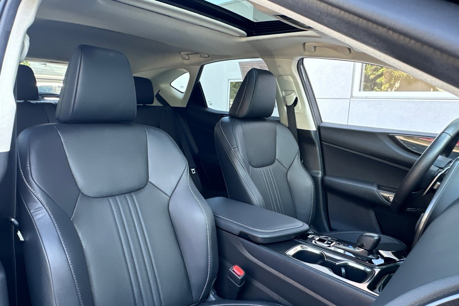 Certified 2024 Lexus NX 250 FWD w/ Premium Package image 31