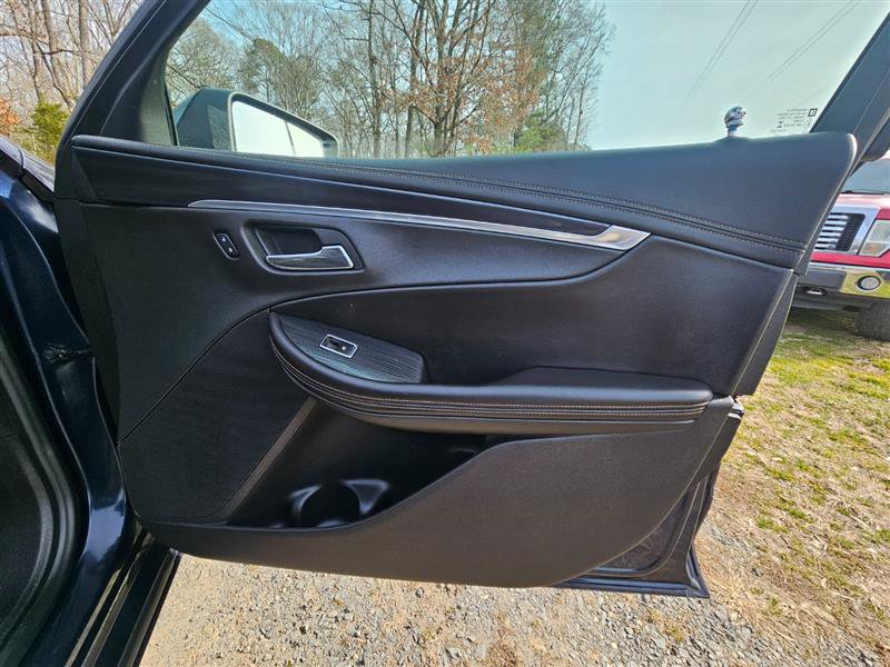 Used 2016 Chevrolet Impala LT image 20