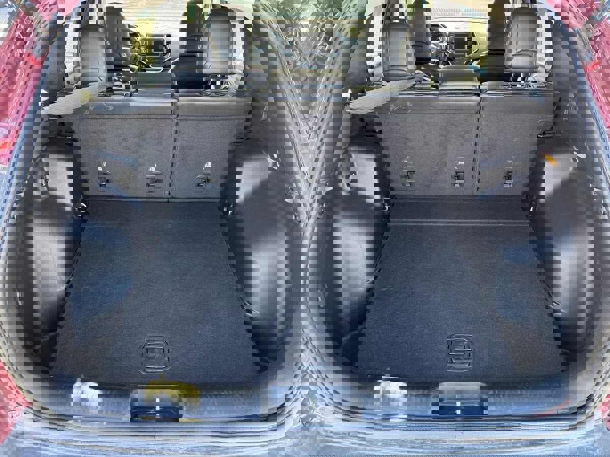 Used 2020 Jeep Cherokee Latitude Plus image 18