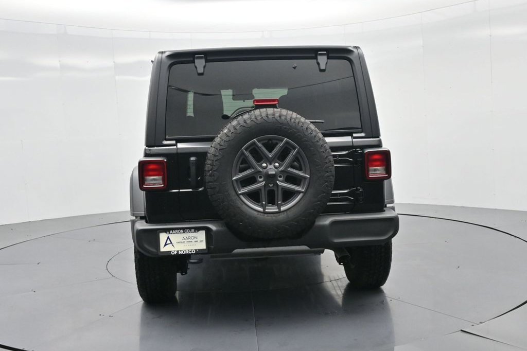 Used 2024 Jeep Wrangler Unlimited Sport AWD/4WD image 27