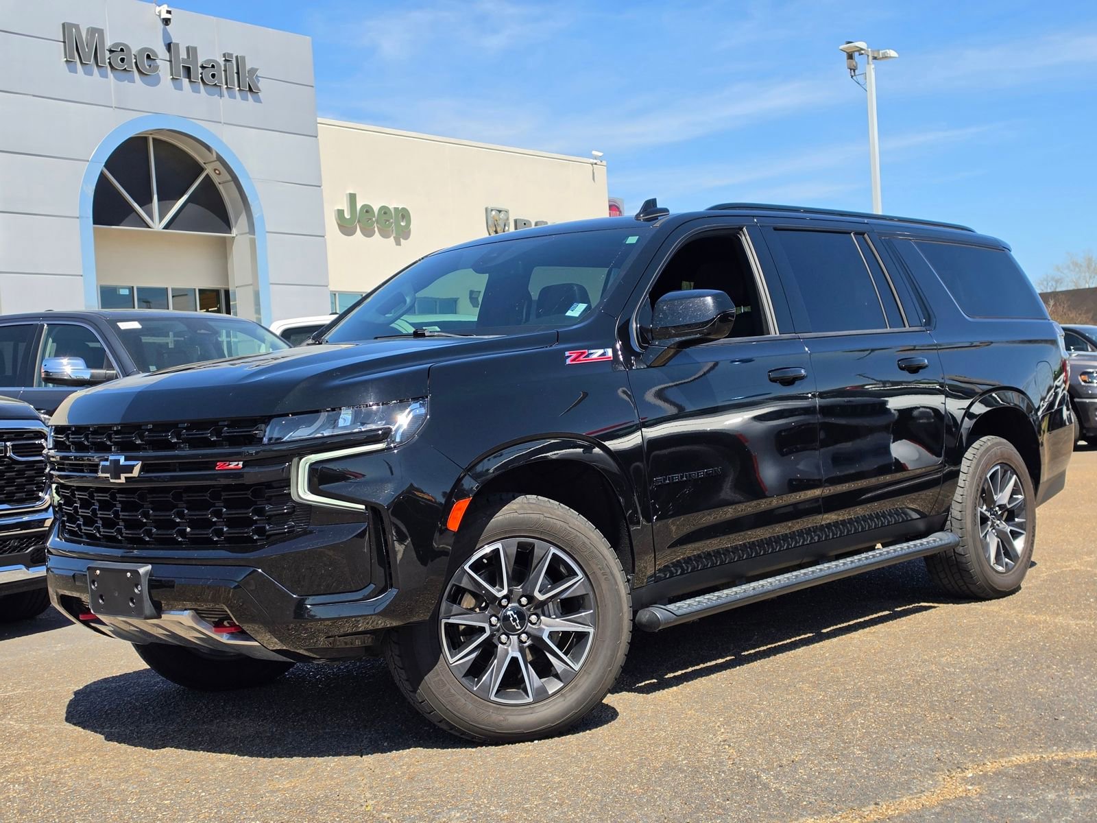 Used 2021 Chevrolet Suburban Z71 image 1