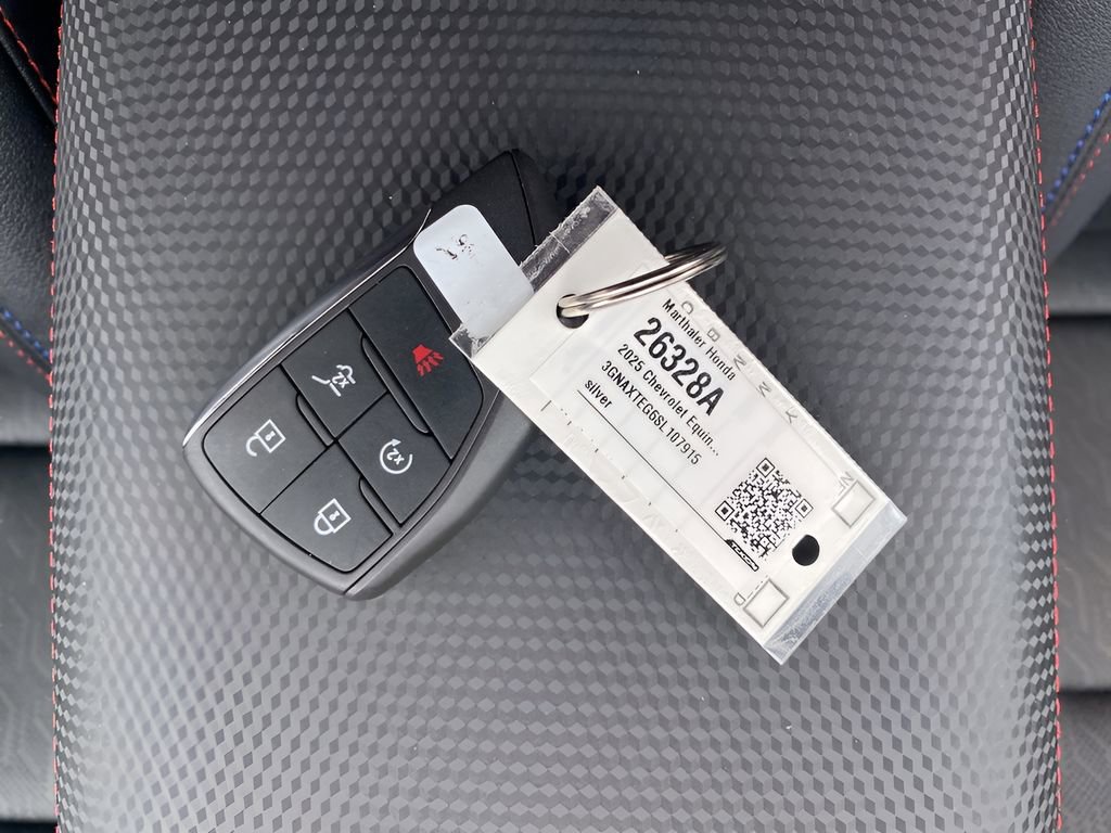 Used 2025 Chevrolet Equinox RS w/ Safety and Technology Package image 28