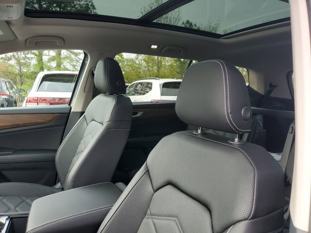 New 2026 Volkswagen Atlas SE FWD image 16