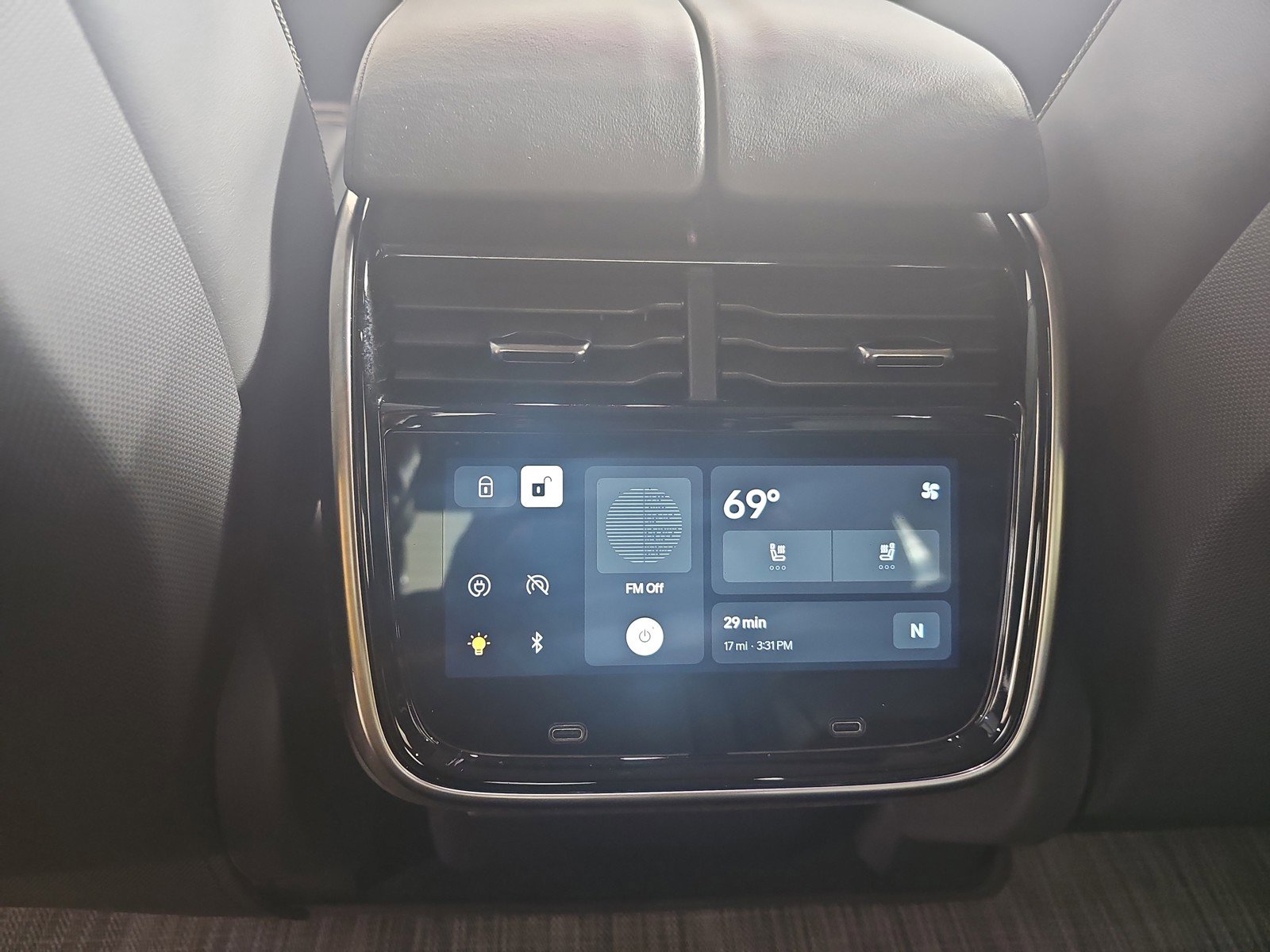 Used 2022 Rivian R1T Adventure AWD/4WD image 28