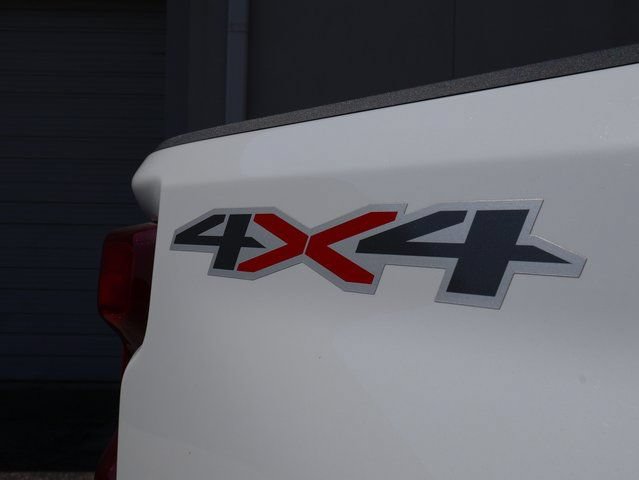 Used 2024 Chevrolet Silverado 2500 LTZ AWD/4WD image 15