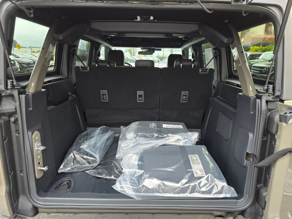 New 2026 Ford Bronco Big Bend w/ Black Diamond Package AWD/4WD image 13
