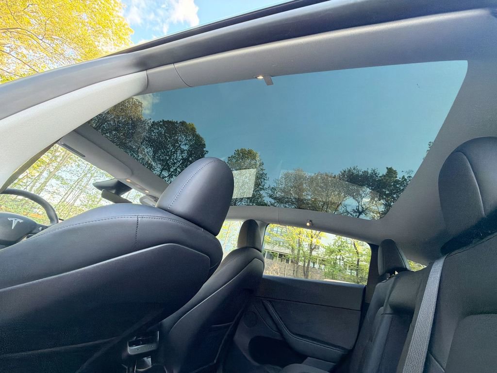Used 2025 Tesla Model Y Performance AWD/4WD image 14