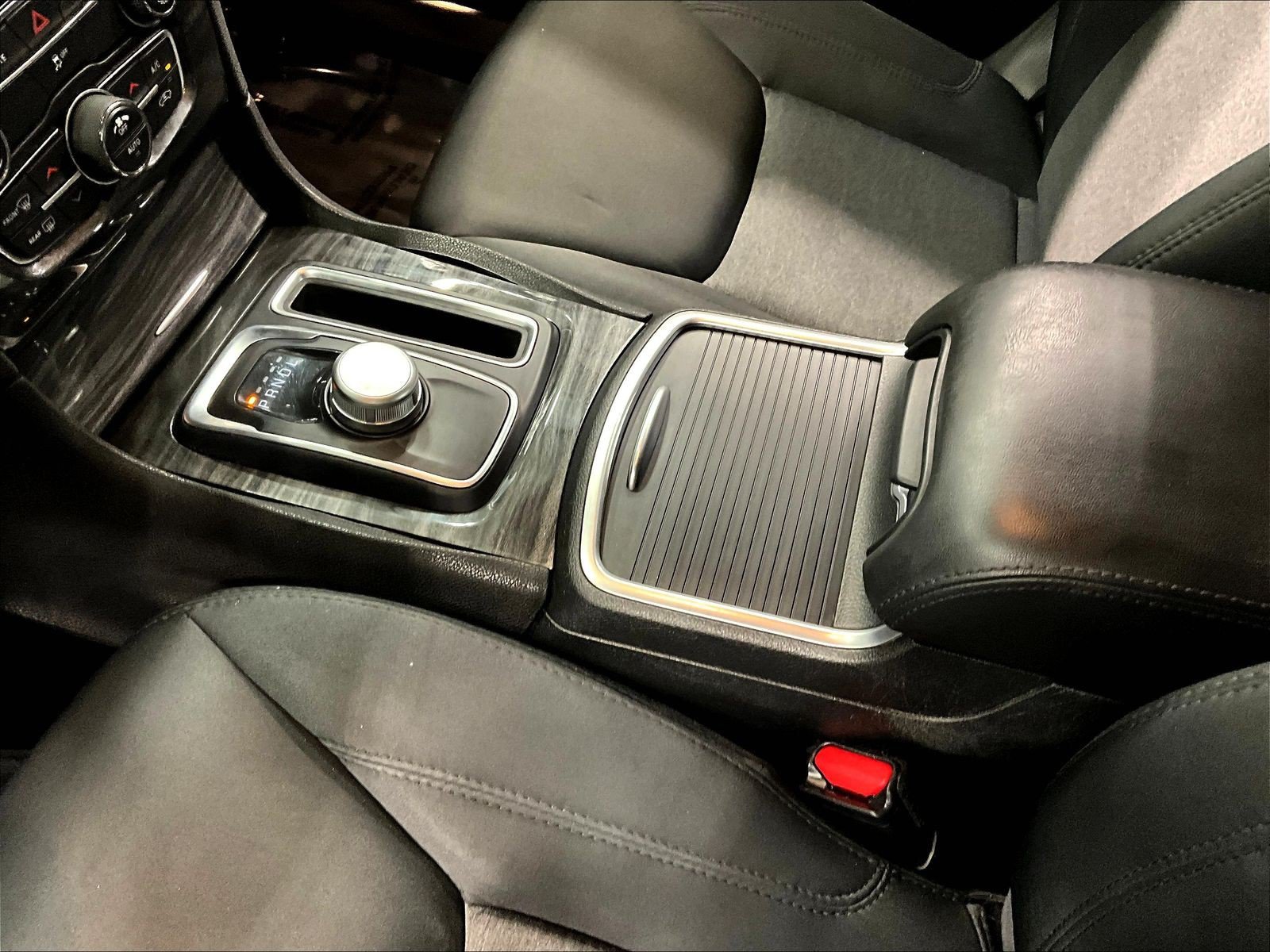 Used 2018 Chrysler 300 Touring w/ Sport Appearance Package RWD image 18