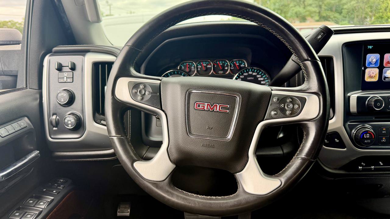 Used 2017 GMC Sierra 2500 SLT w/ Duramax Plus Package AWD/4WD image 20