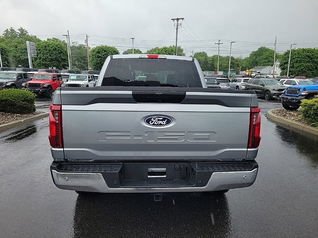 Used 2025 Ford F150 XLT w/ Equipment Group 301A Standard AWD/4WD image 5