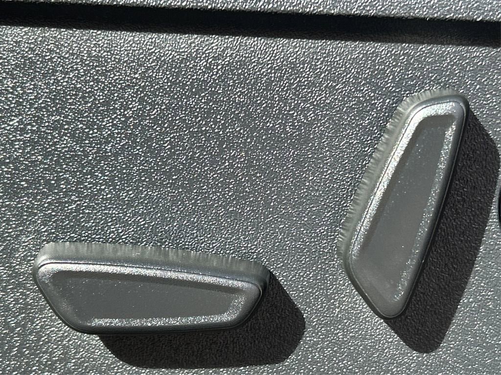 Used 2023 Ford F150 XLT w/ Equipment Group 302A High image 40