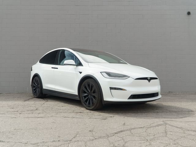 Used 2022 Tesla Model X image 9