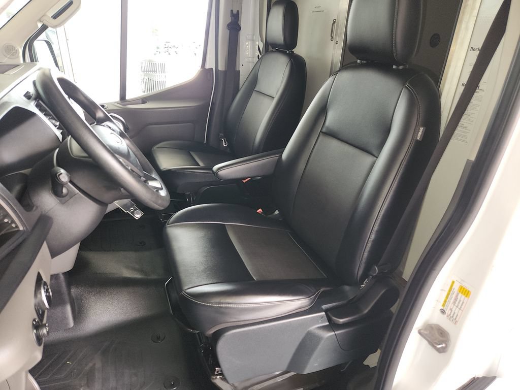 Used 2022 Ford Transit 350 DRW RWD image 13