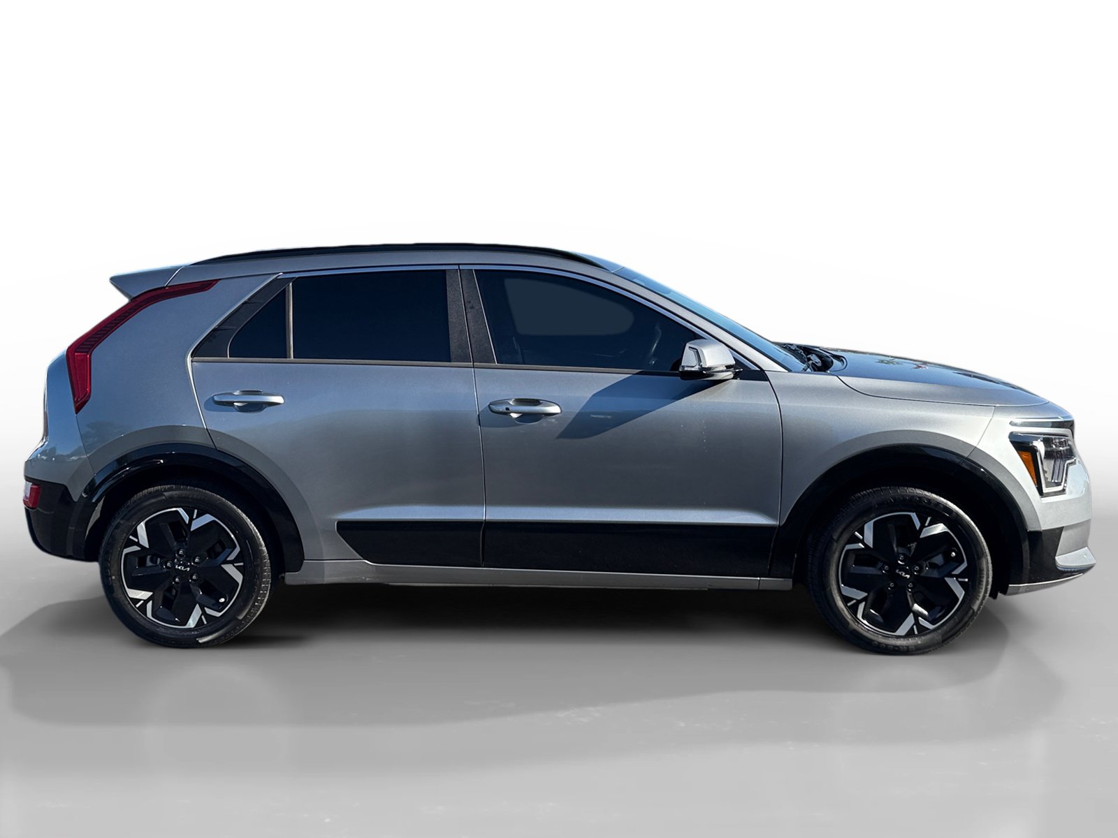 Used 2024 Kia Niro Wind FWD image 6
