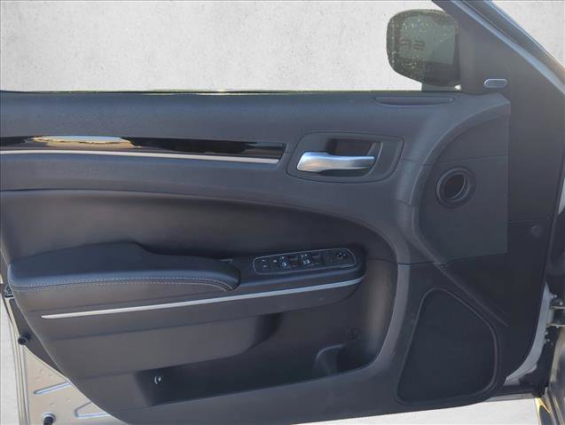 Used 2020 Chrysler 300 S image 7