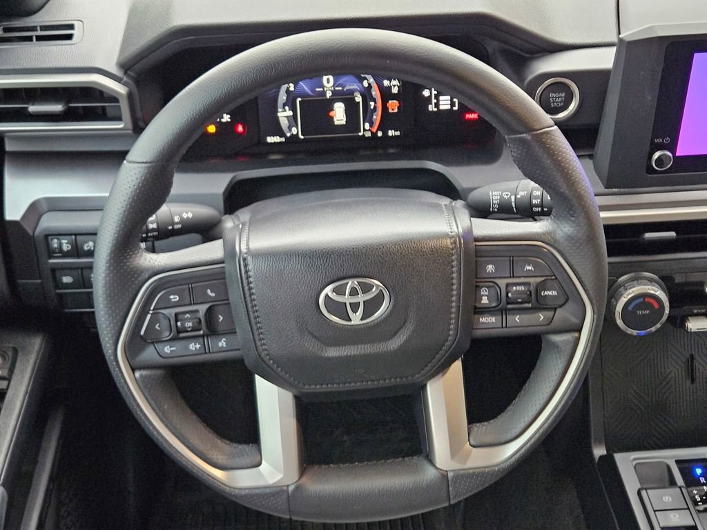 Used 2025 Toyota 4Runner SR5 RWD image 27