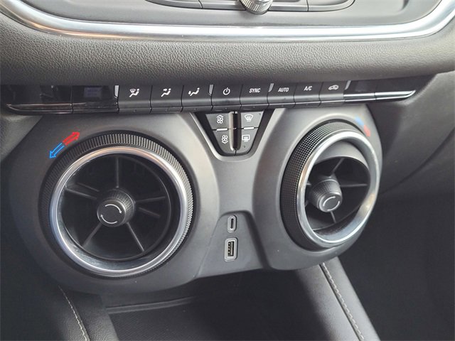 Used 2023 Chevrolet Blazer LT image 11