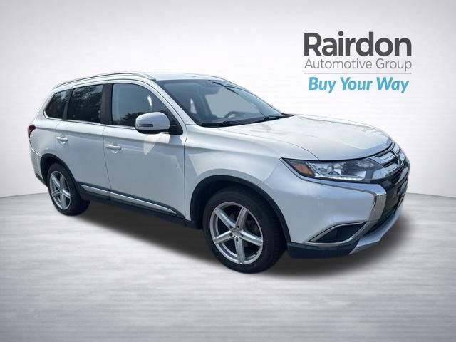 Used 2018 Mitsubishi Outlander SE