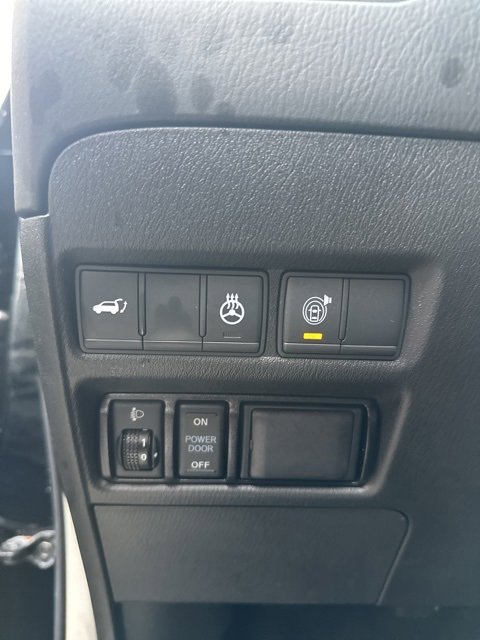 Used 2018 INFINITI QX80 4WD w/ Driver Assistance Package image 11