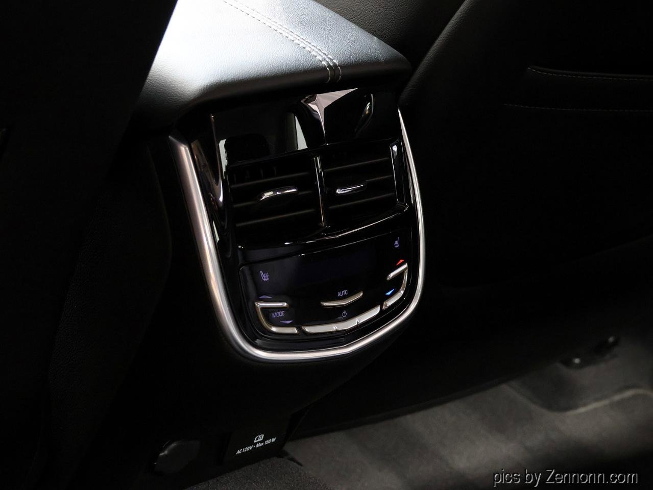 Used 2015 Cadillac XTS Premium image 23