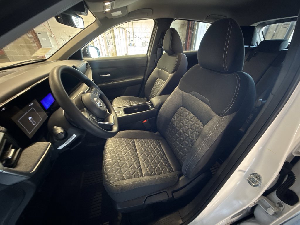 New 2027 Nissan Kicks SV AWD/4WD image 12